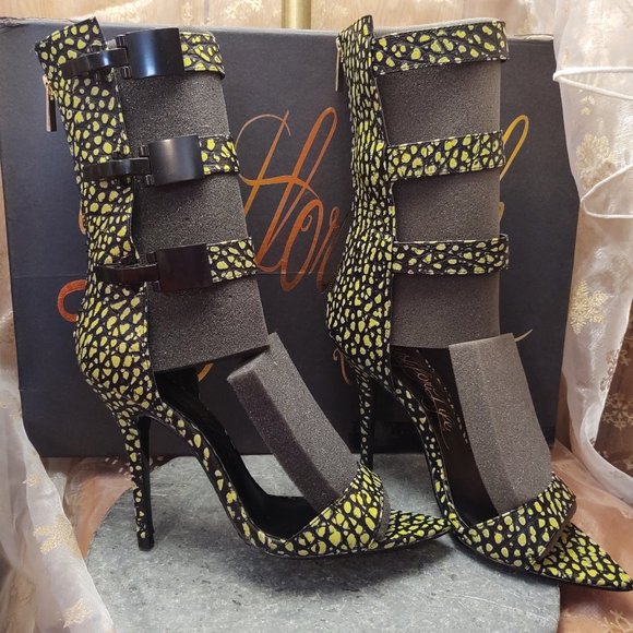 LUST FOR LIFE! Neon Yellow Gladiator Sandal Heels 8.5 - Picture 2 of 9